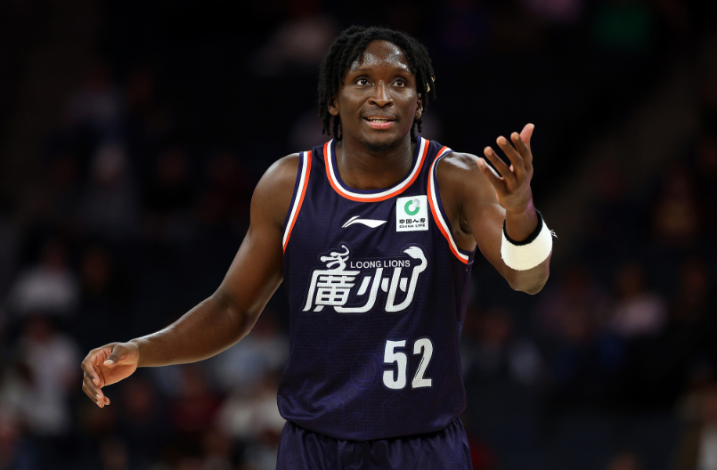 场比赛有两, 盖帽对阵快 场比赛有两, 盖帽对阵快